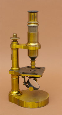 Bouquette: Microscope No. 314 1870-1890. (Maker of some of A. Chevalier's microscopes.)